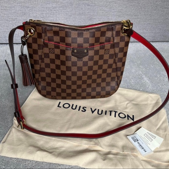 Louis Vuitton Handbags - Louis Vuitton South Bank Besace crossbody bag
